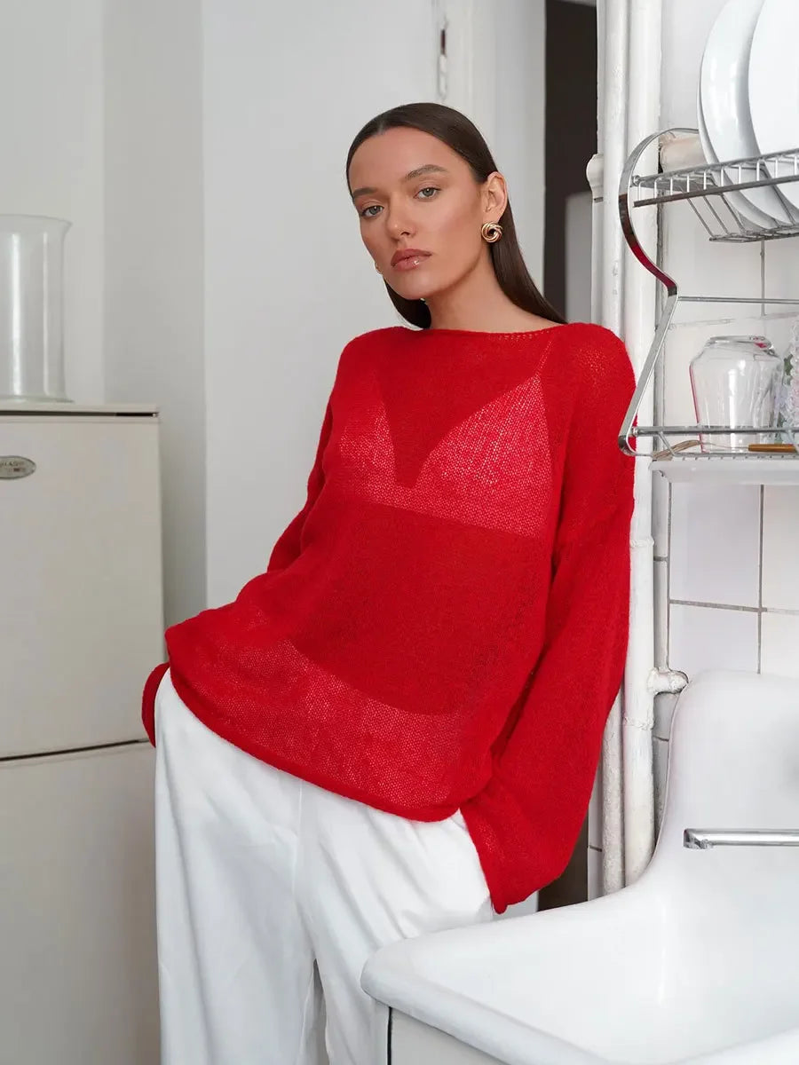 Pullover fashion a maglia traforata, scollo a barca,  vestibilità ampia, ampia gamma di colori, ideale per le sere di Primavera
