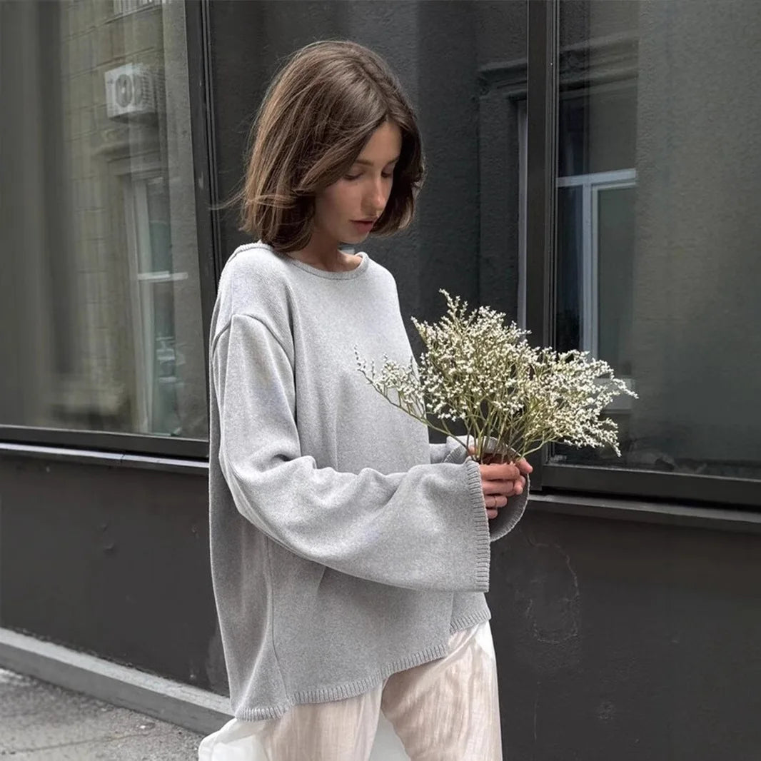 Originale Maglione a Schiena Scoperta in Maglia di Cotone — Stile Minimal Chic