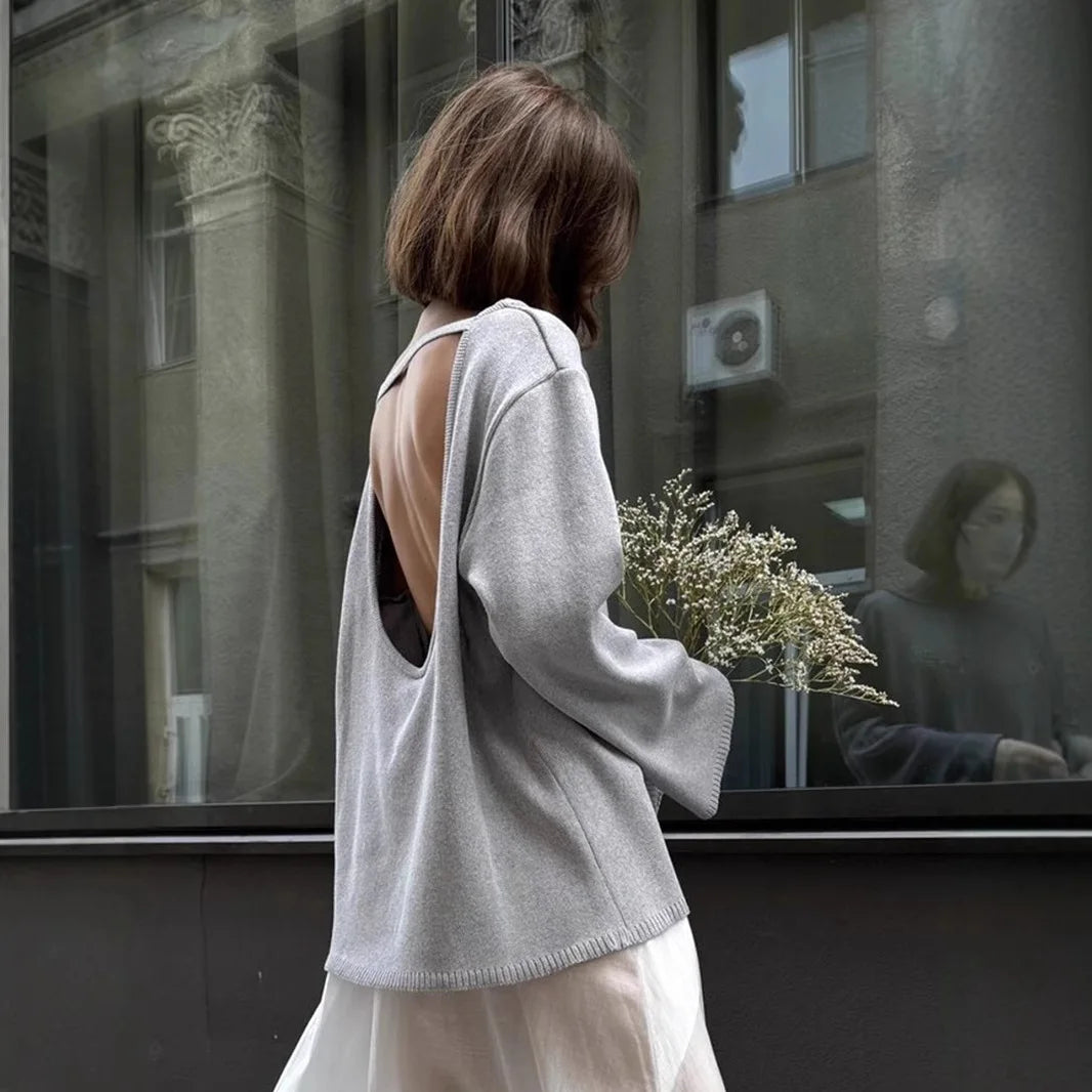 Originale Maglione a Schiena Scoperta in Maglia di Cotone — Stile Minimal Chic